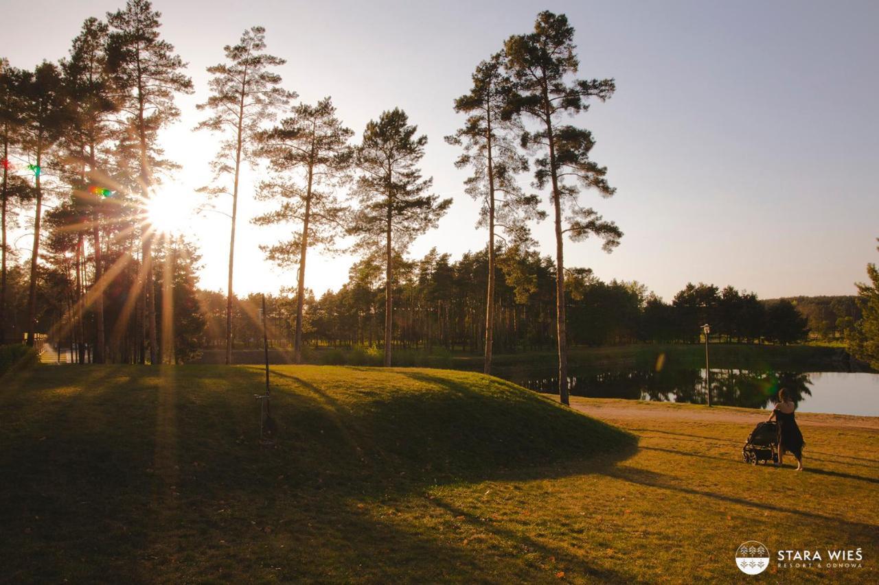 Resort Stara Wieś Załęcze Małe Exterior foto